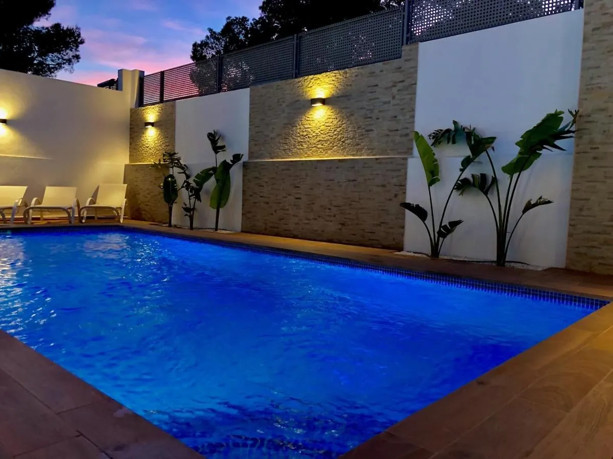 Hébergement de vacances 5 Bedroom Villa In Cala Vadella San José